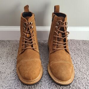 NWOT Frye Russell Boot